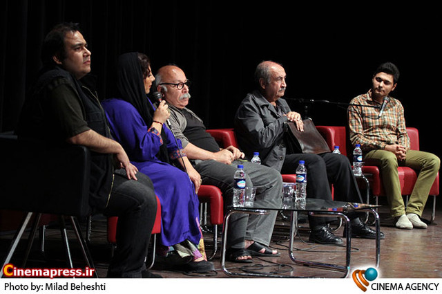  نشست نقد وبررسی فیلم «کلاس هنرپیشگی» به کارگردانی علیرضا داوود نژاد