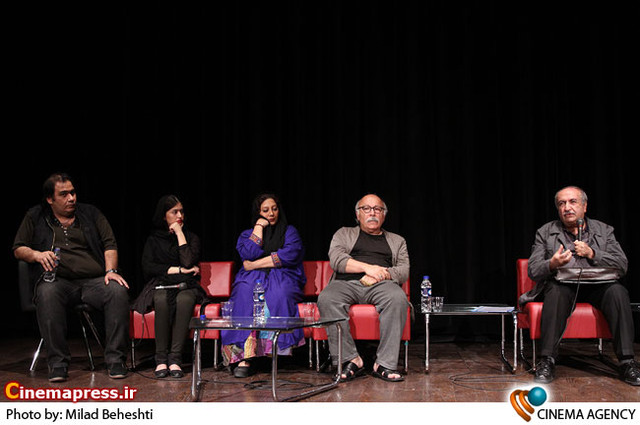 نشست نقد وبررسی فیلم «کلاس هنرپیشگی» به کارگردانی علیرضا داوود نژاد