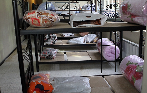 حسن فتحی در افتتاحیه ساختما کودکان کار در رباط کریم