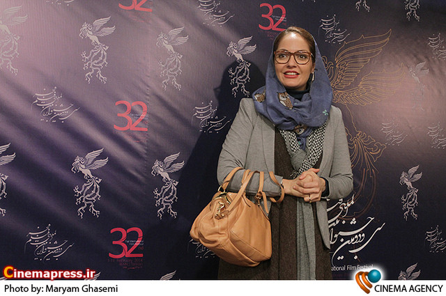مهناز افشار درنشست خبری فیلم «بیگانه» در جشنواره فیلم فجر