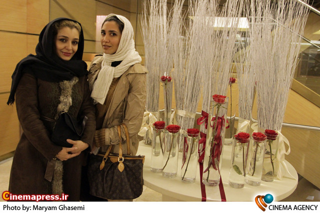 ساره بیات ونیکی مظفری در حاشیه های جشنواره فیلم فجر
