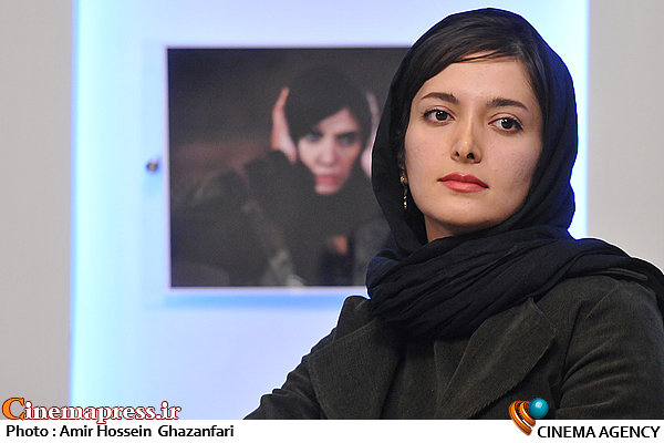 http://cinemapress.ir/download?ts=1429101213000&f=2015/01/19/4/124110.jpg