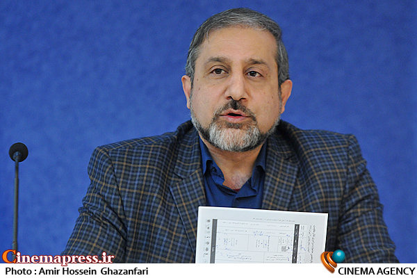 http://cinemapress.ir/download?f=2015/11/21/4/136274.jpg